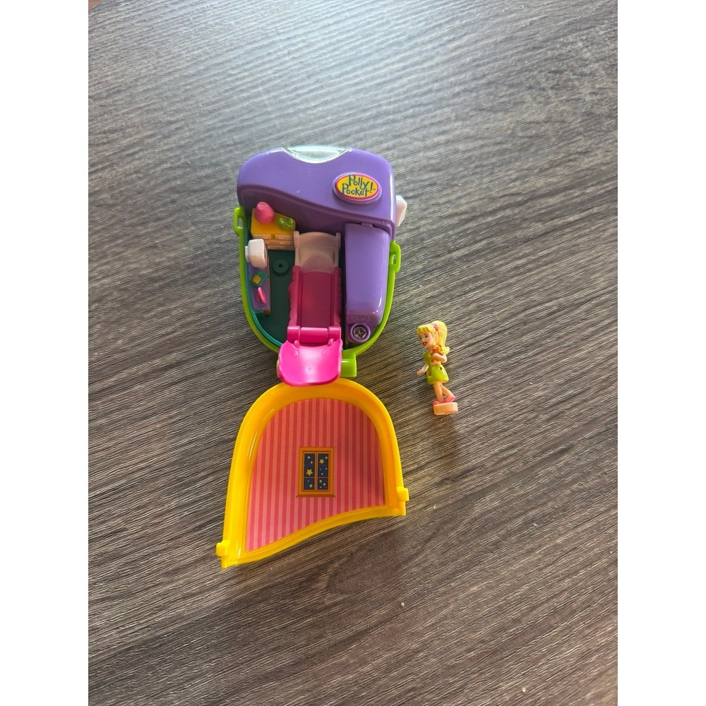 Polly Pocket Flashlight Fun. Polly Pocket Torch Working